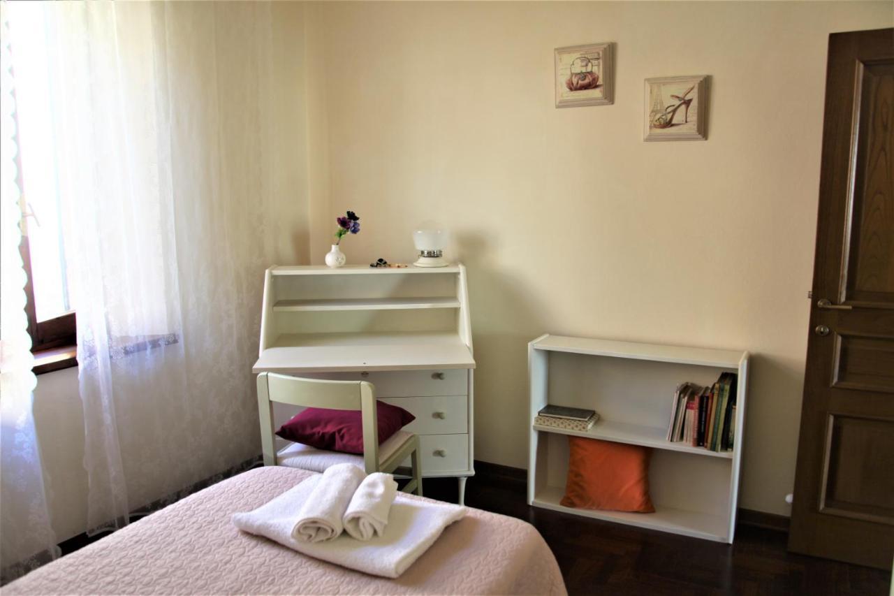 Claudia Vacanza Toscana - Appartamento Nocciolo- 10 Min Da Siena Malignano ภายนอก รูปภาพ