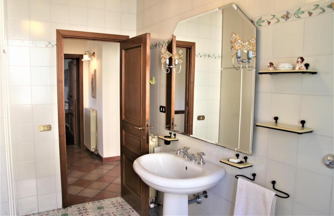 Claudia Vacanza Toscana - Appartamento Nocciolo- 10 Min Da Siena Malignano ภายนอก รูปภาพ