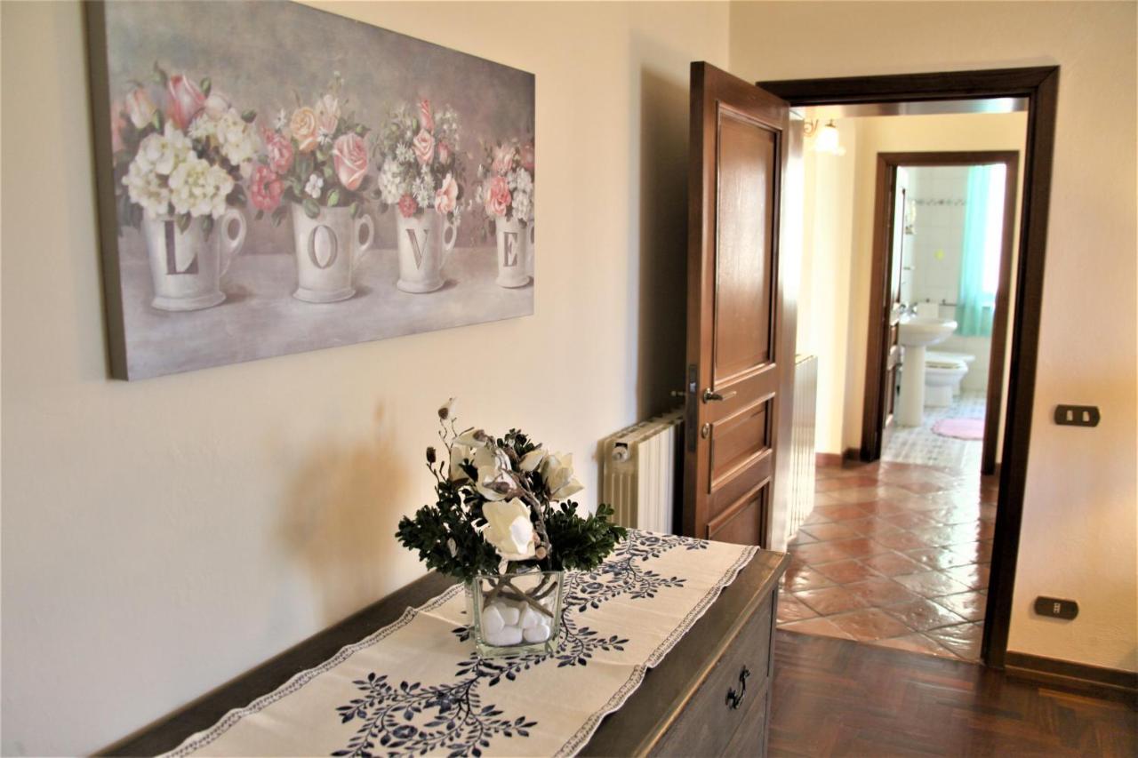 Claudia Vacanza Toscana - Appartamento Nocciolo- 10 Min Da Siena Malignano ภายนอก รูปภาพ