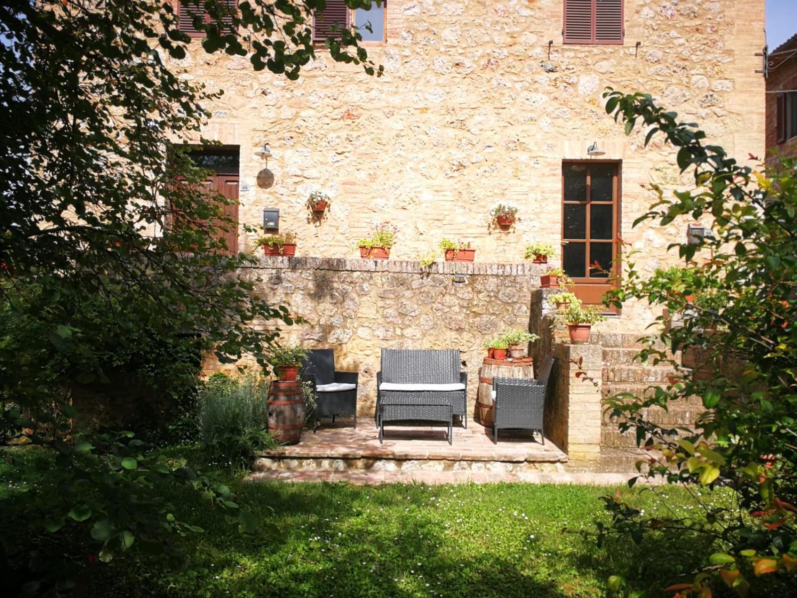 Claudia Vacanza Toscana - Appartamento Nocciolo- 10 Min Da Siena Malignano ภายนอก รูปภาพ