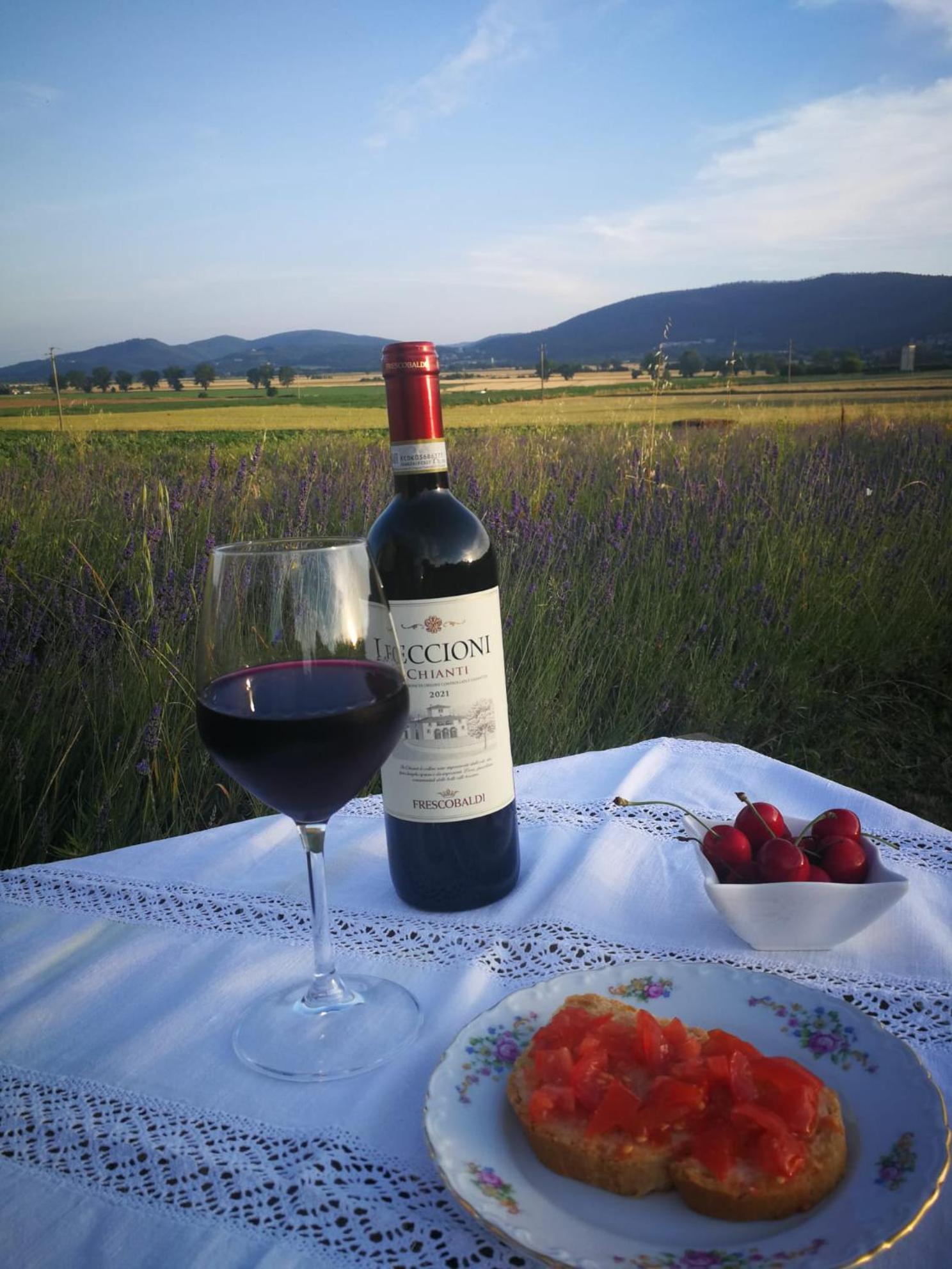 Claudia Vacanza Toscana - Appartamento Nocciolo- 10 Min Da Siena Malignano ภายนอก รูปภาพ